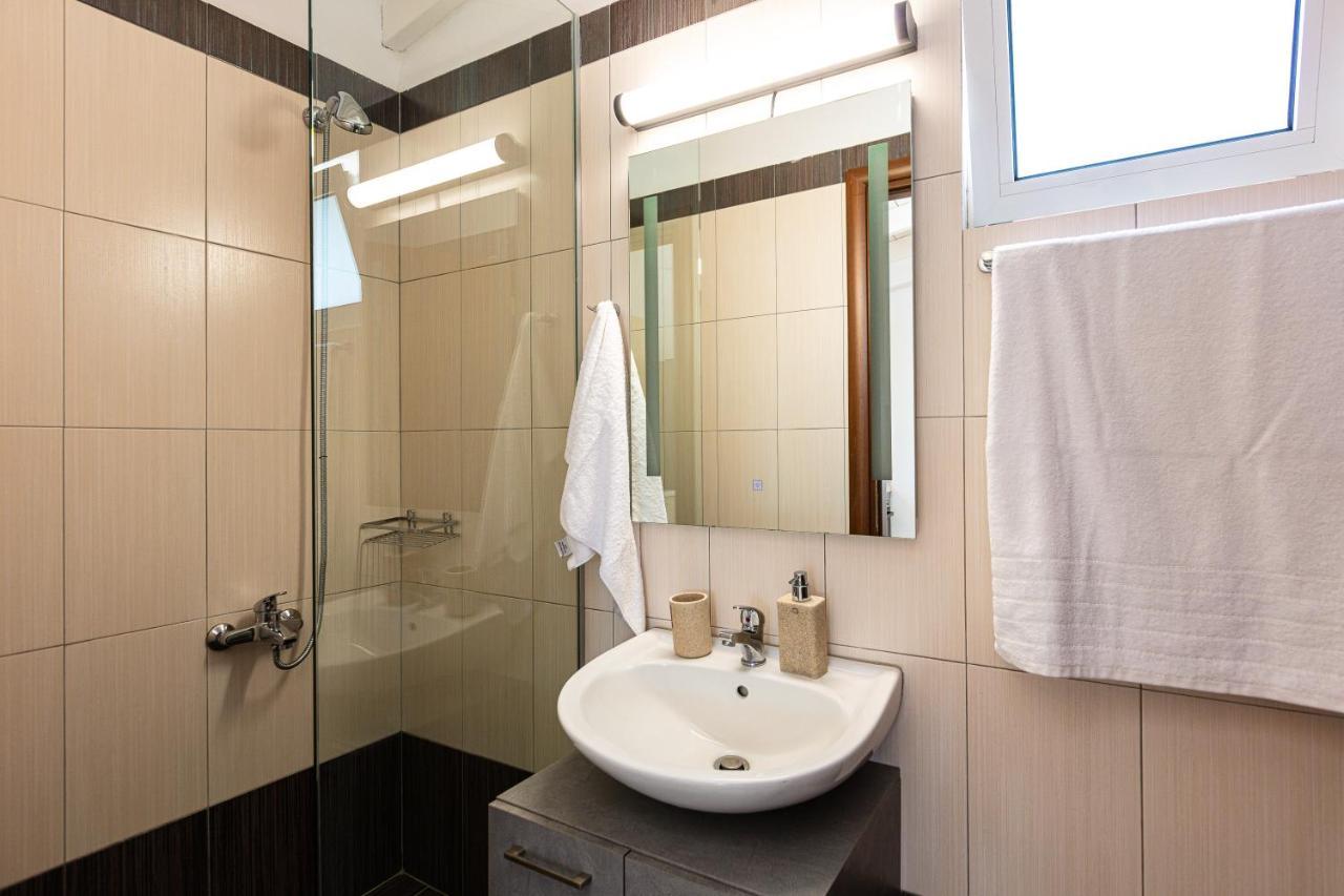 Gramvella Resort Adelianos Kampos Dış mekan fotoğraf