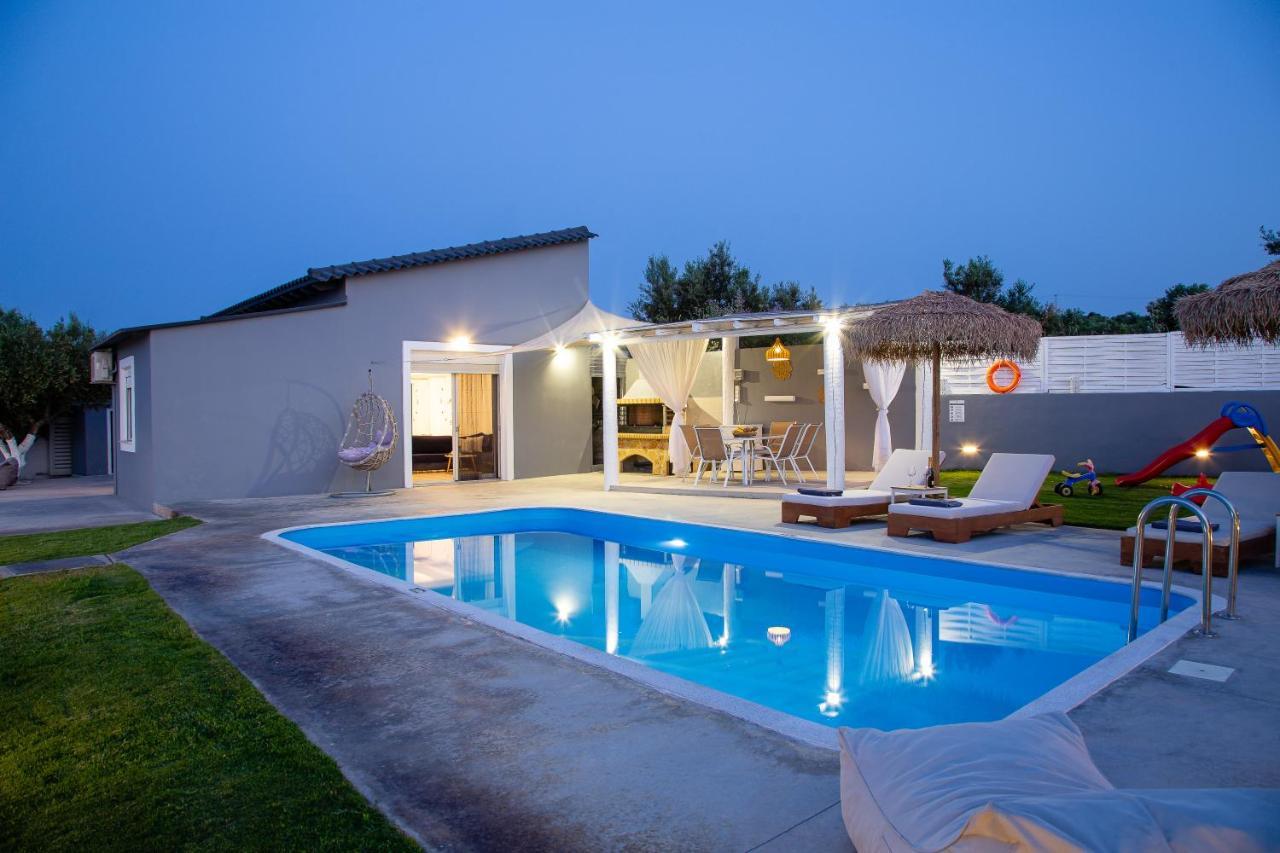 Gramvella Resort Adelianos Kampos Dış mekan fotoğraf